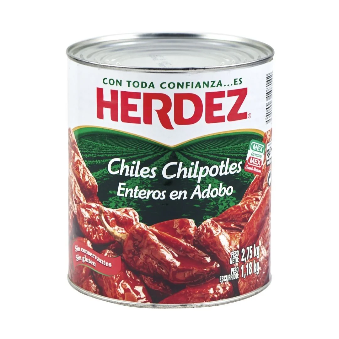 Herdez Chiles Chipotles Enteros en Adobo, peperoncini piccanti ripieni in salsa cremosa da 215g