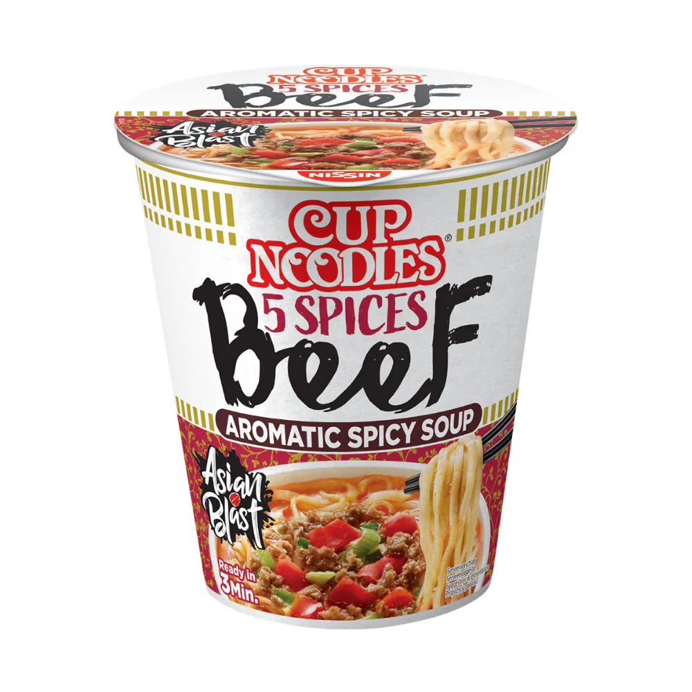 Nissin Cup Noodles 5 Spices Beef Aromatic Spicy Soup, noodles istantanei speziati al gusto di carne di manzo da 64g