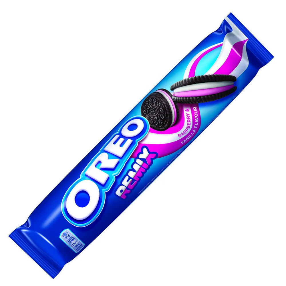 Oreo Remix Raspberry & Vanilla, biscotti al cacao ripieni di crema al gusto di vaniglia e lampone da 157g