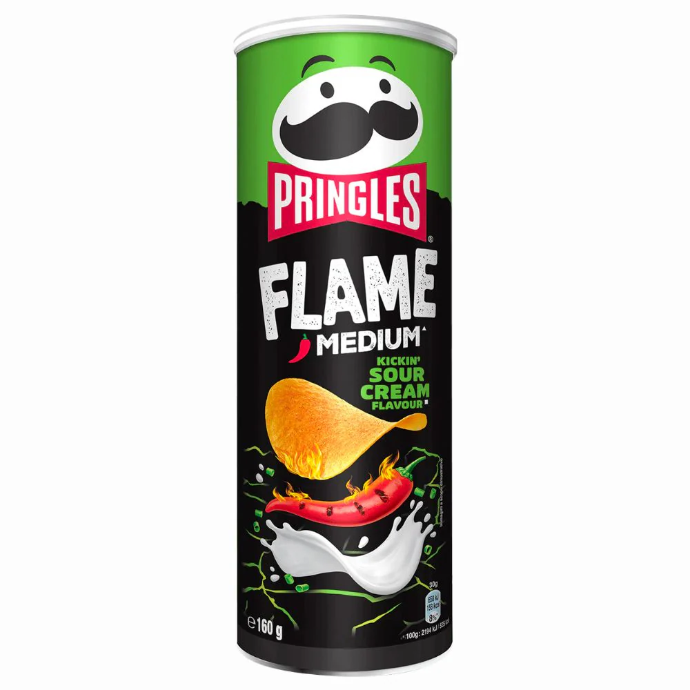 Pringles Flame Kicking Sour Cream, patatine piccanti al gusto di panna acida da 160g