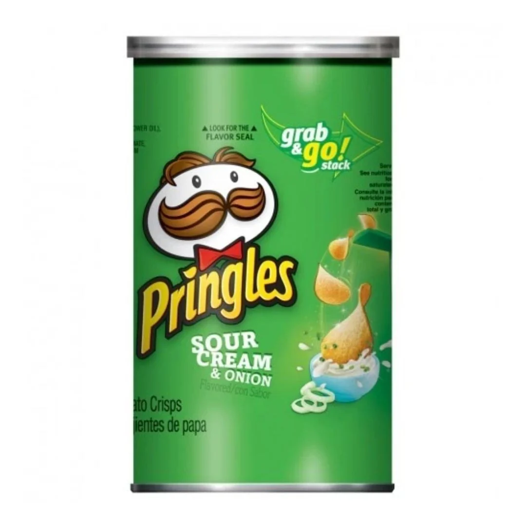 Pringles Sour Cream and Onion Grab and Go, patatine alla cipolla nel formato da 71g