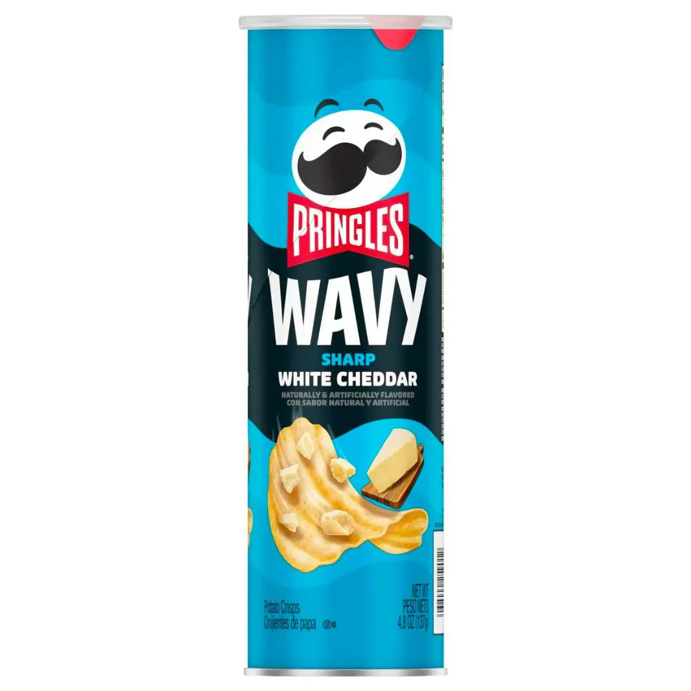 Pringles Wavy Sharp White Cheddar, patatine al cheddar da 137g