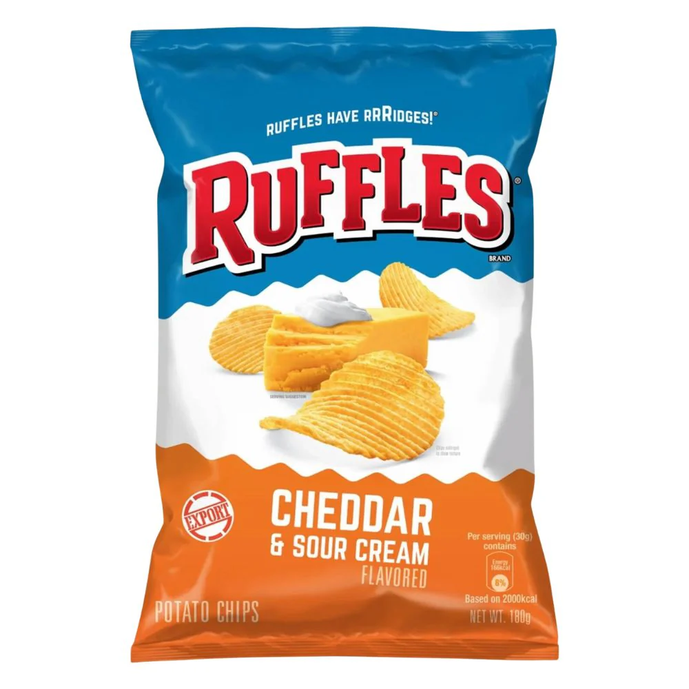 Ruffles Cheddar and Sour Cream, patatine al formaggio e panna acida da 184g
